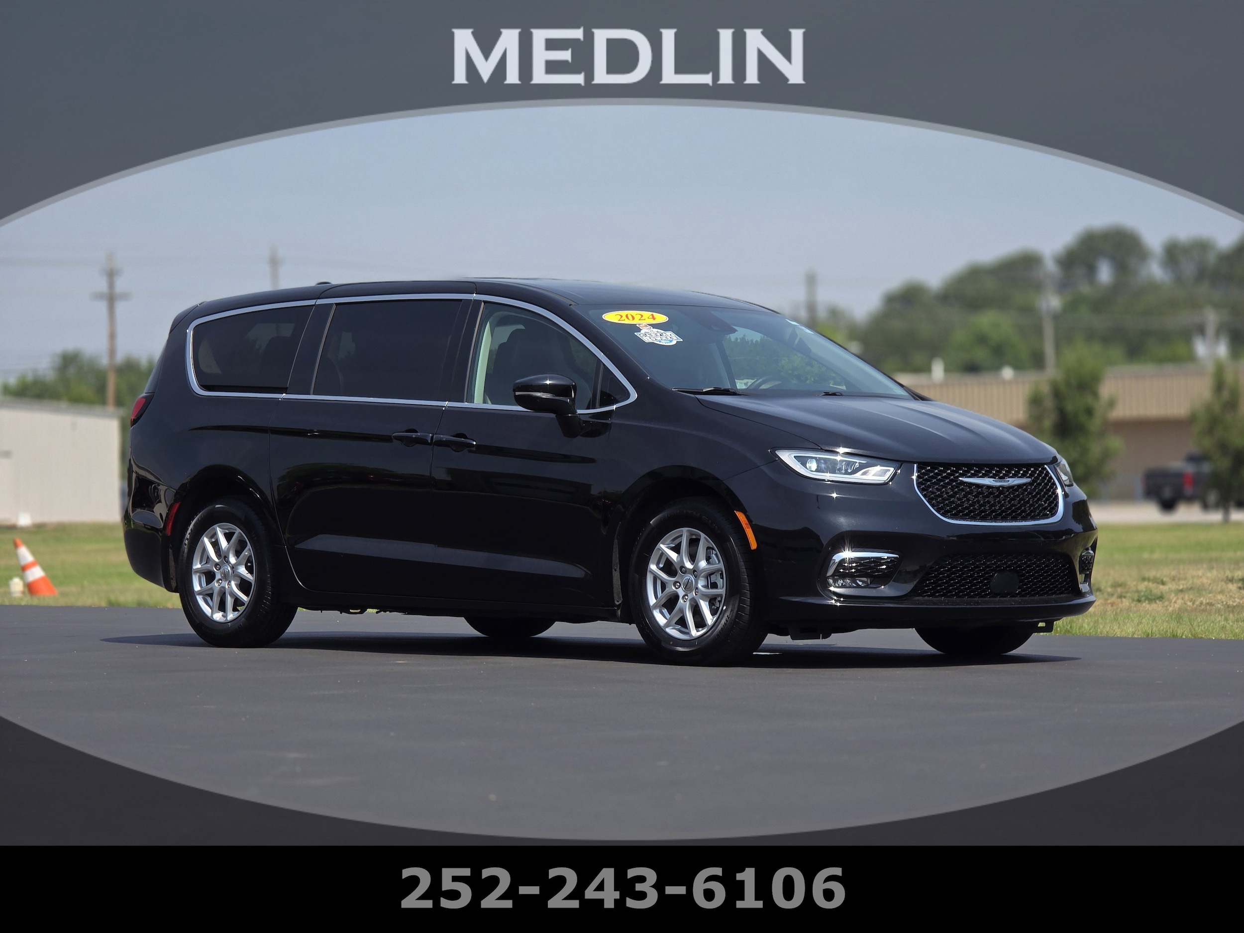 2024 Chrysler Pacifica Negro Minivan Tracción delantera Automática