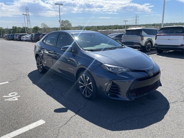 Used 2017 Toyota Corolla SE with VIN 5YFBURHE6HP585394 for sale in Wheat Ridge, CO