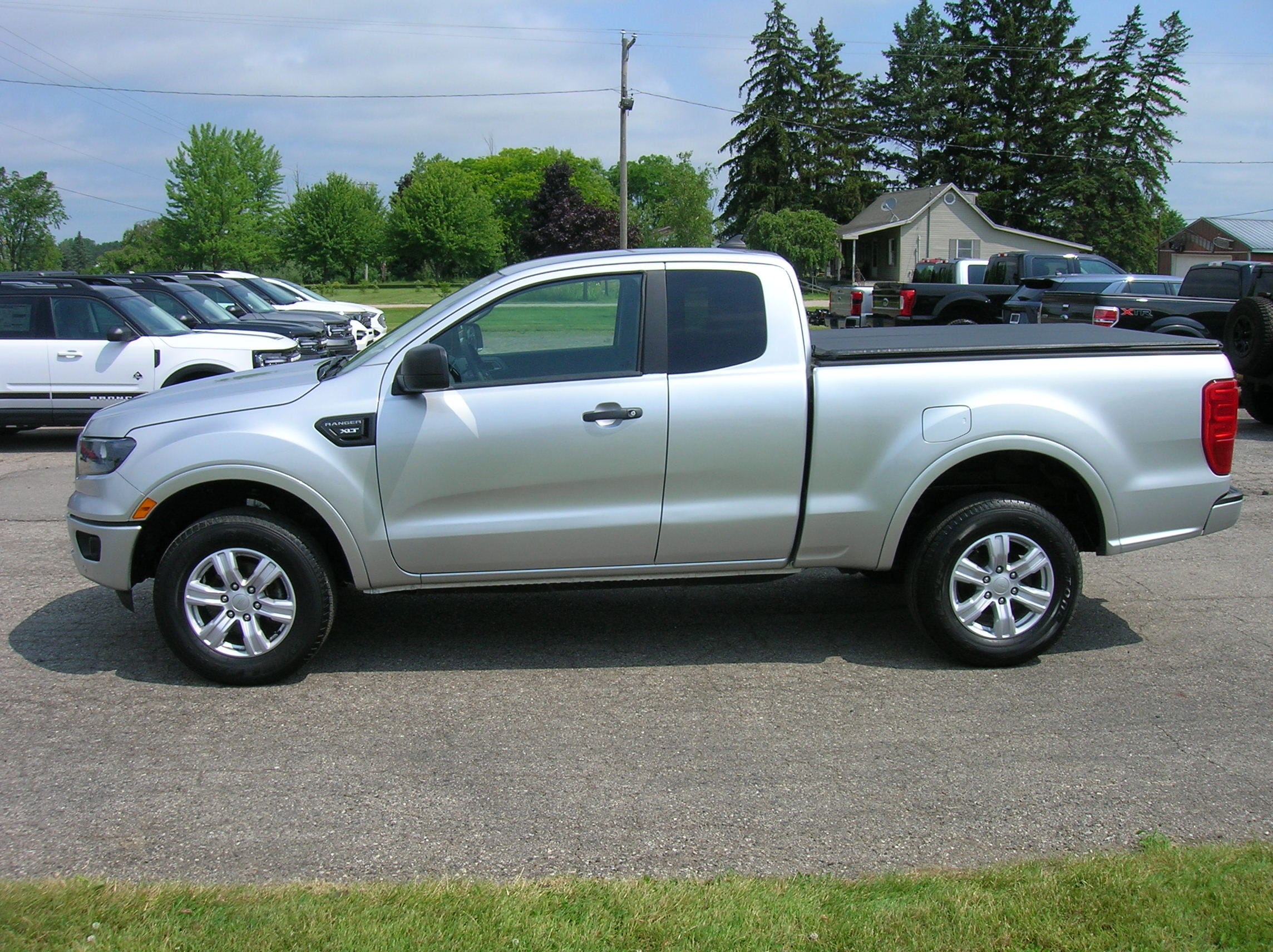 Used 2019 Ford Ranger XLT with VIN 1FTER1EH3KLA70674 for sale in Chesaning, MI