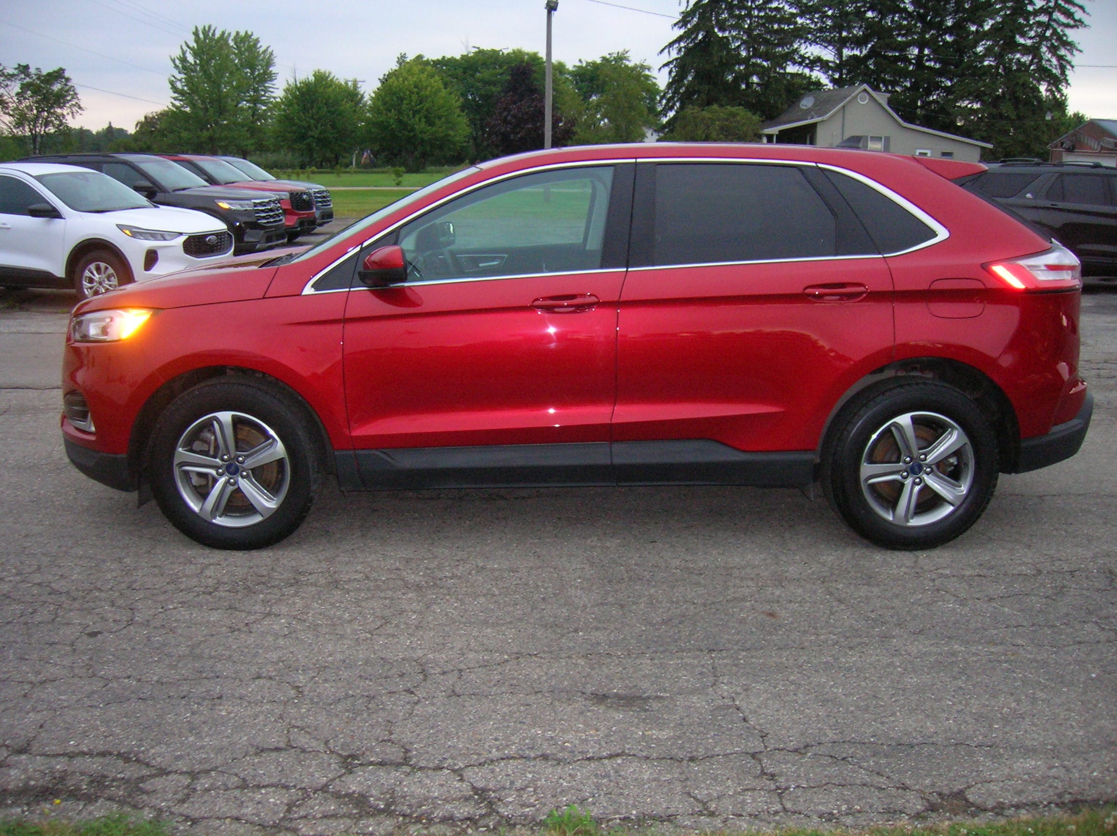 Used 2021 Ford Edge SEL with VIN 2FMPK4J94MBA01276 for sale in Chesaning, MI