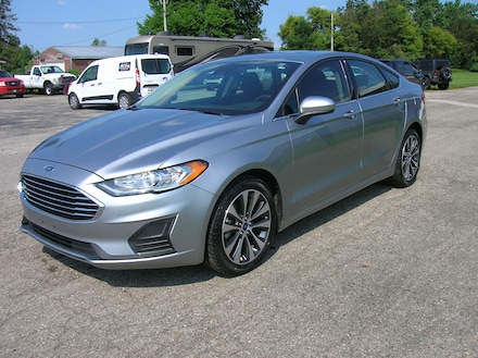 2020 Ford Fusion SE Sedan