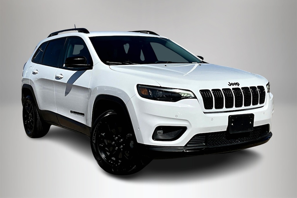 Used 2023 Jeep Cherokee Altitude Lux SUV