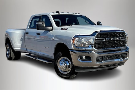 2024 Ram 3500 Big Horn Truck Crew Cab
