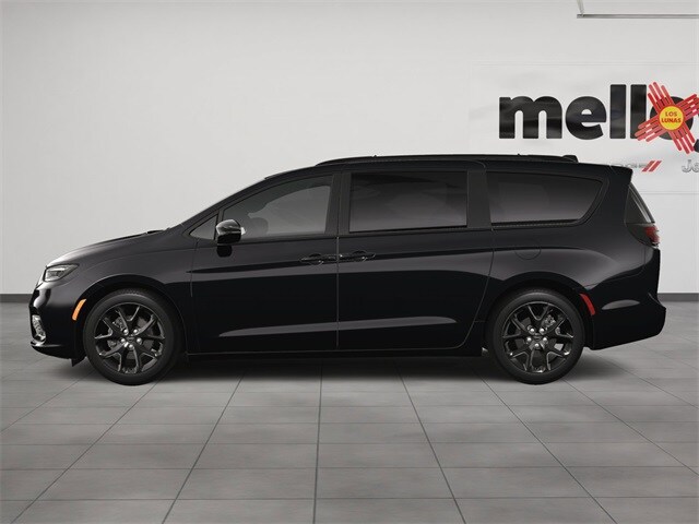 2025 Chrysler Pacifica Limited photo 3