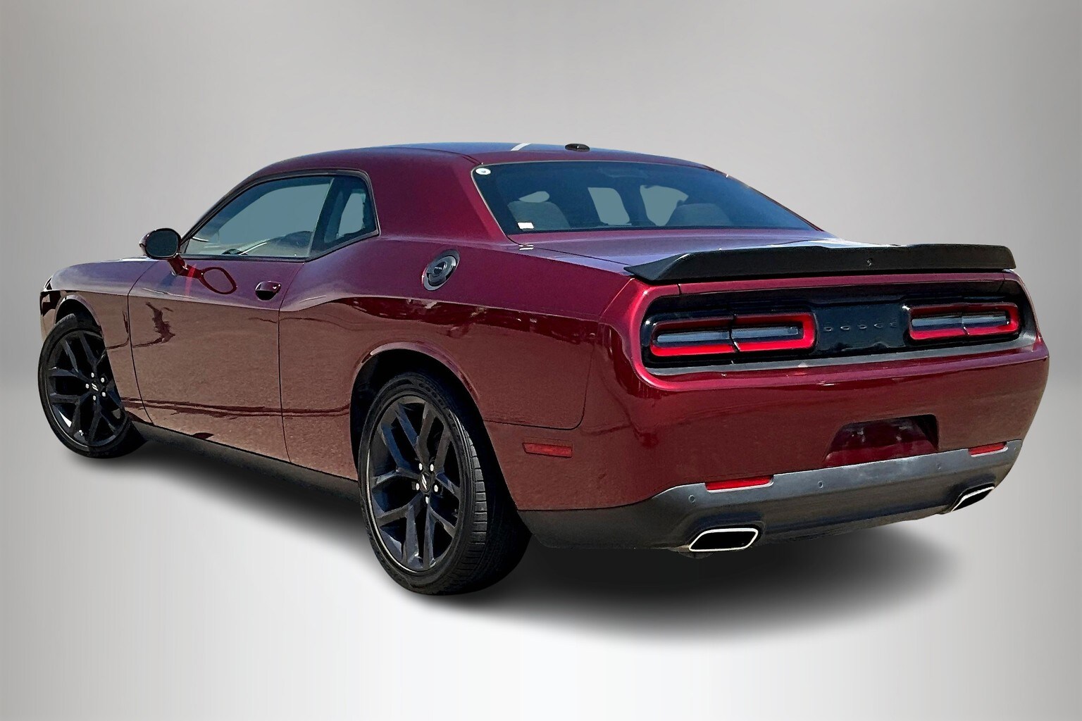 2022 Dodge Challenger GT photo 4