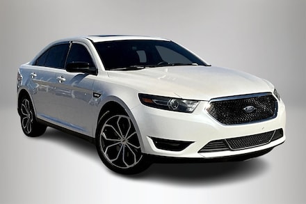 2018 Ford Taurus SHO Sedan
