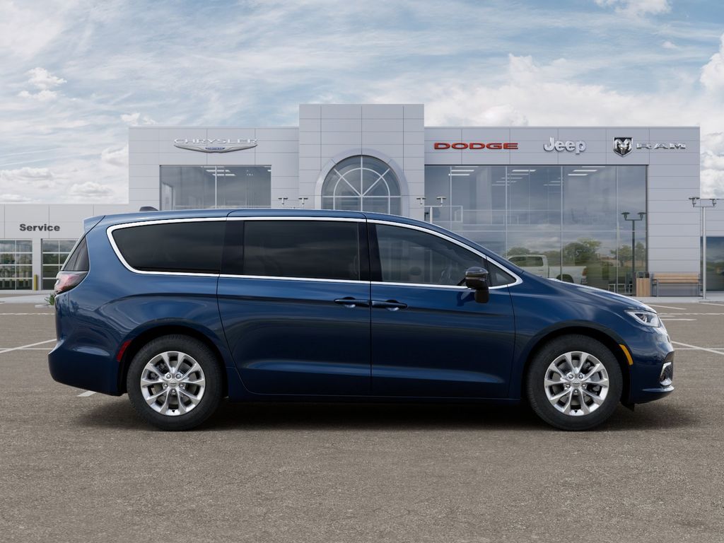 2025 Chrysler Pacifica Select - Photo 21