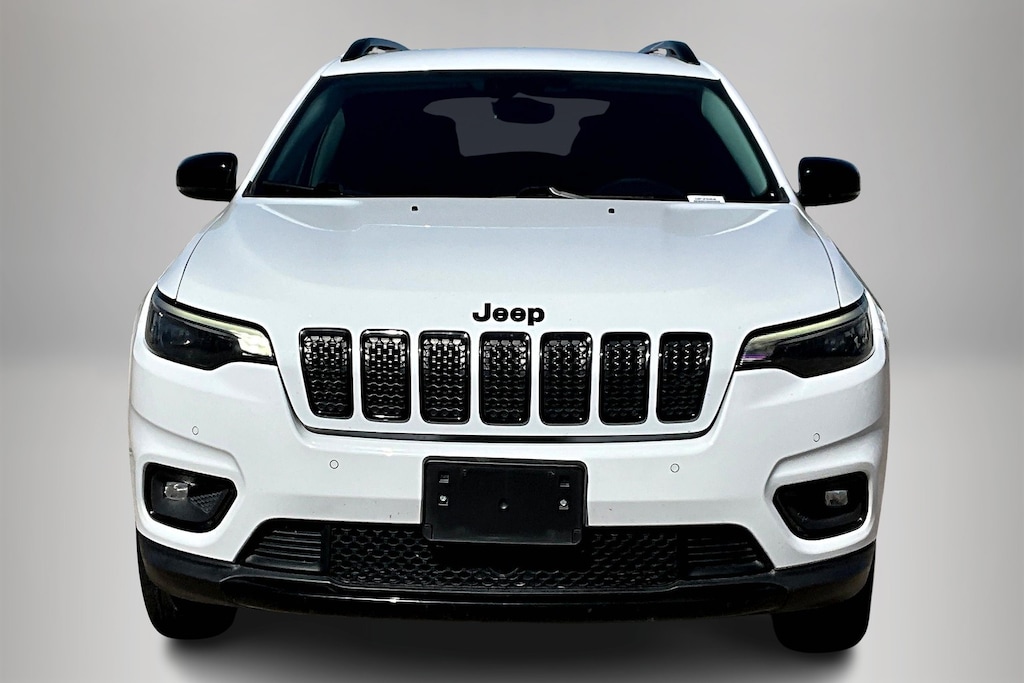 Used 2023 Jeep Cherokee Altitude Lux SUV