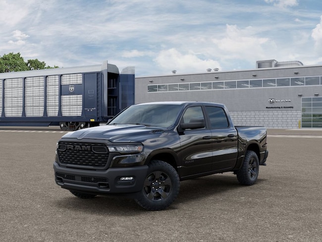 2026 Ram 1500 WARLOCK CREW CAB 4X4 5'7 BOX Pickup