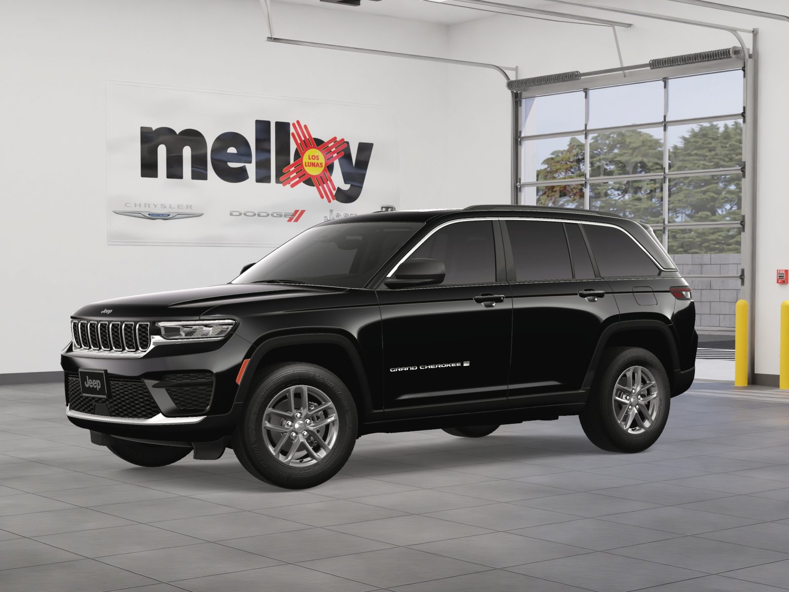 2025 Jeep Grand Cherokee Laredo photo 2