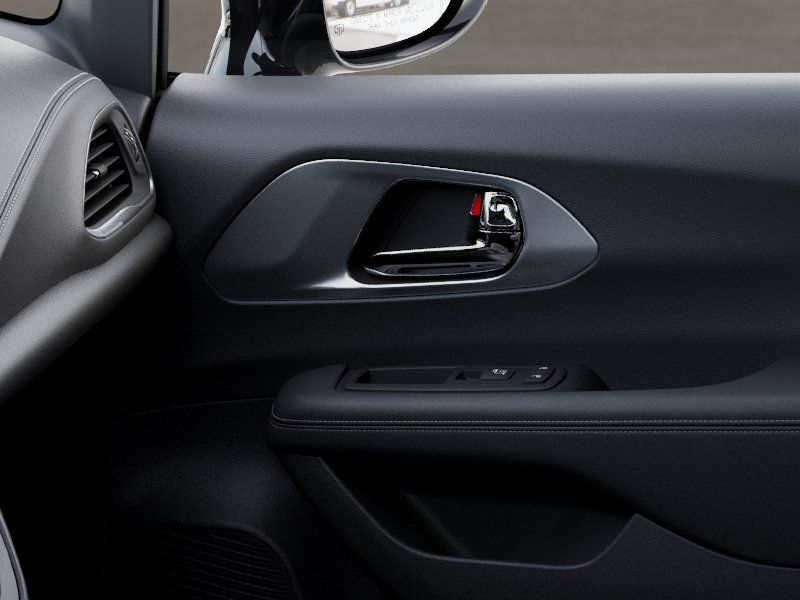 2025 Chrysler Pacifica Select - Photo 25