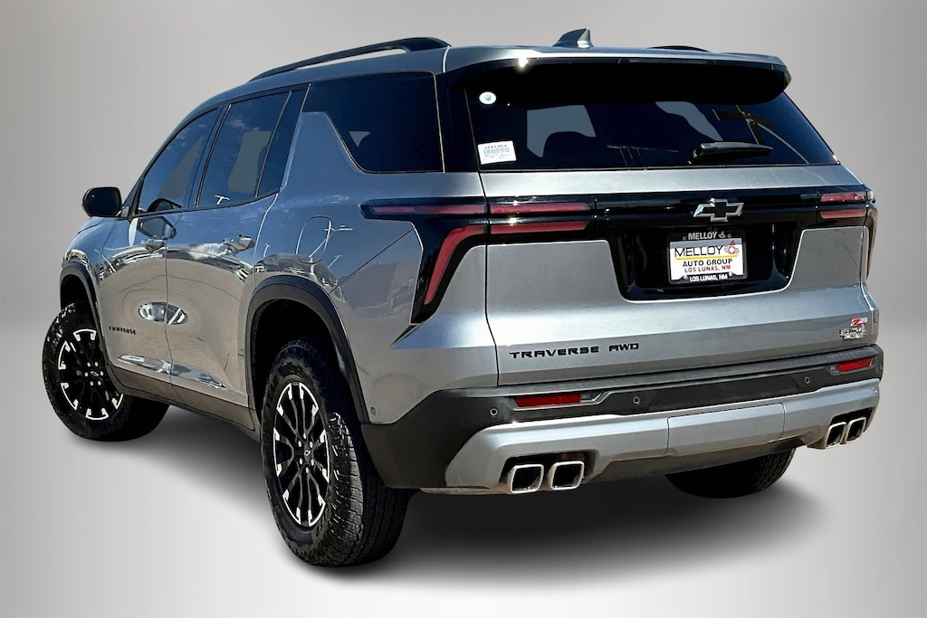 Used 2024 Chevrolet Traverse Z71 SUV
