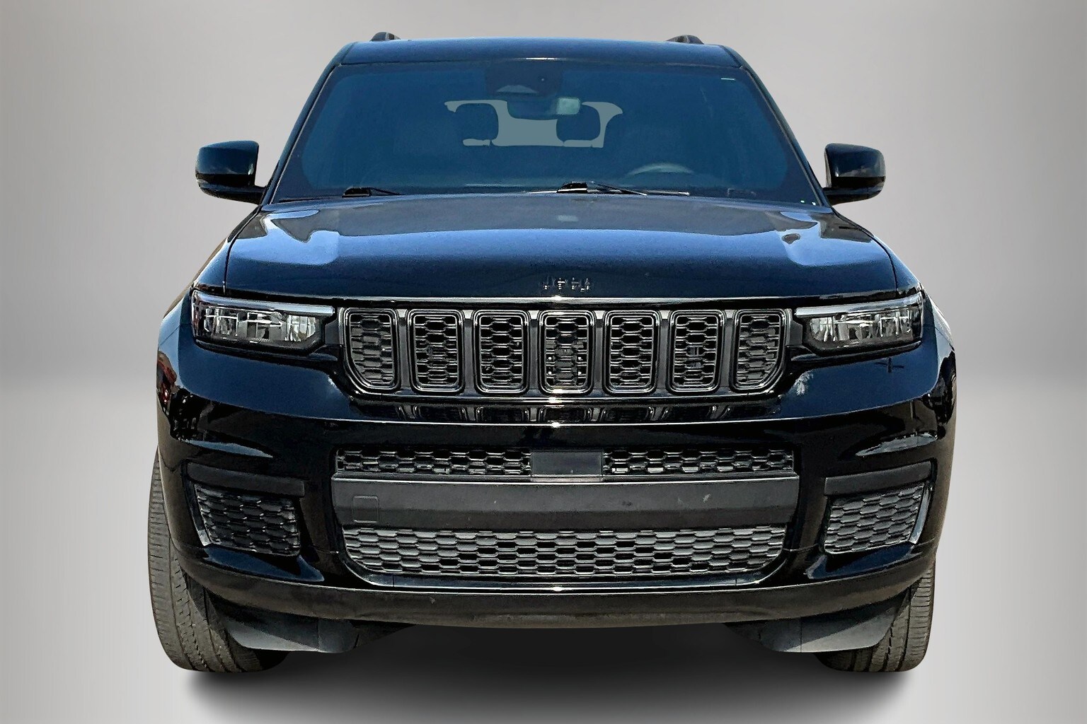 2024 Jeep Grand Cherokee Laredo photo 2
