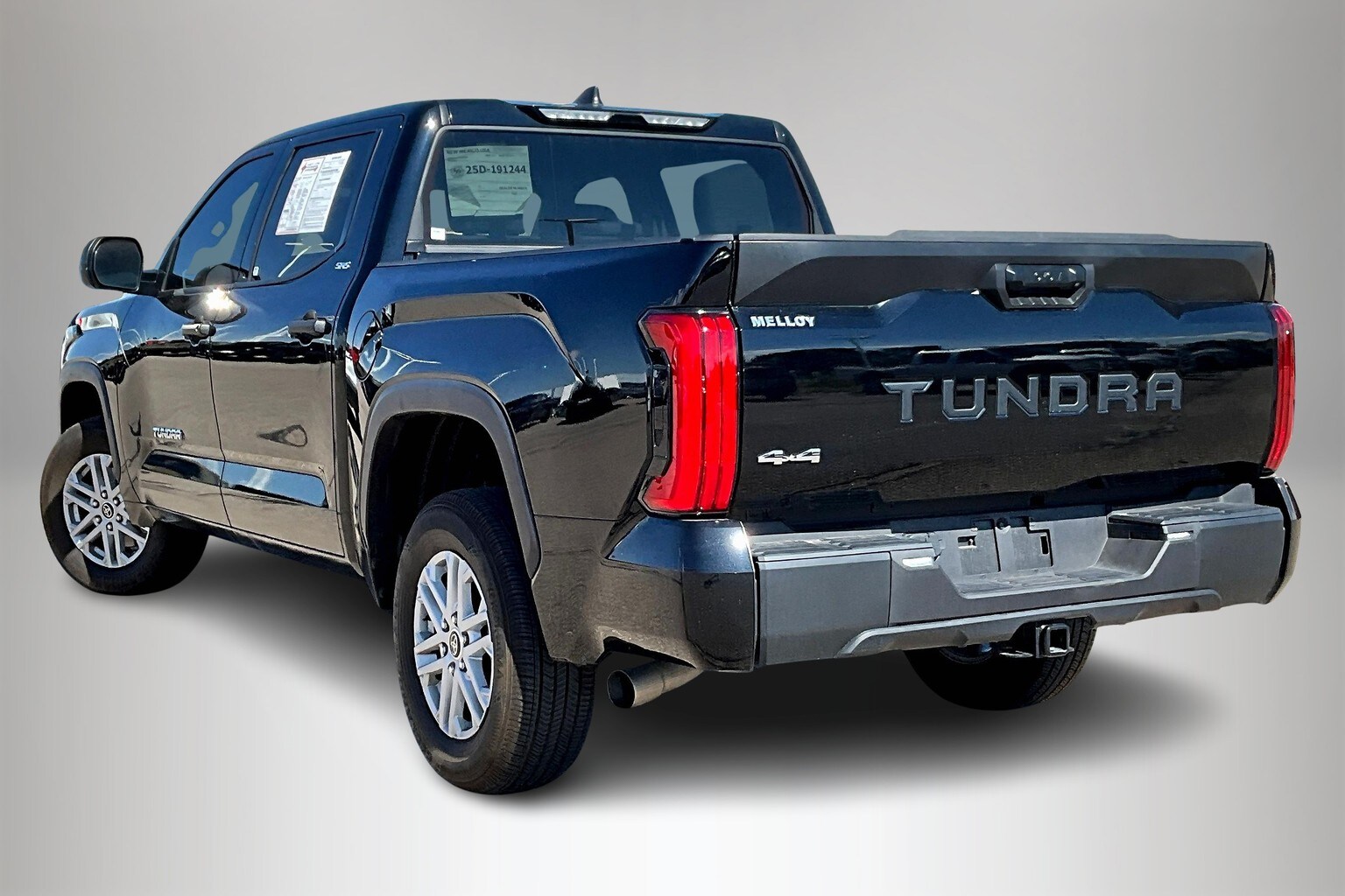2024 Toyota Tundra SR5 photo 4