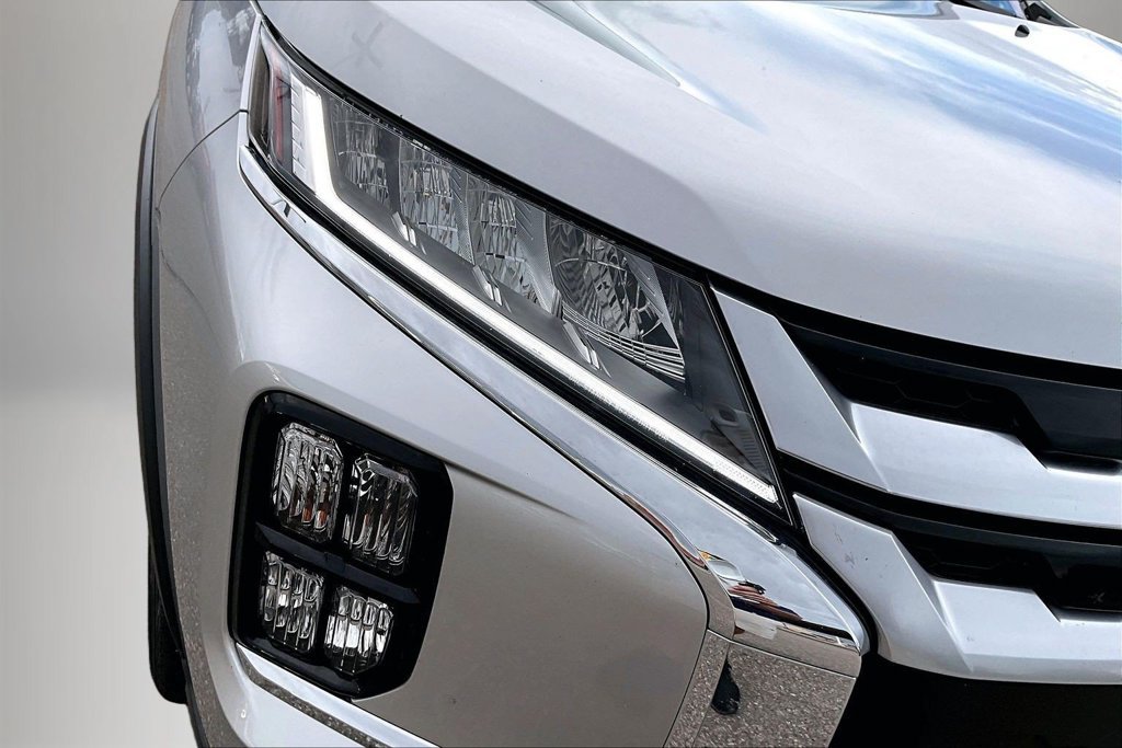 2024 Mitsubishi Outlander Sport S - Photo 30