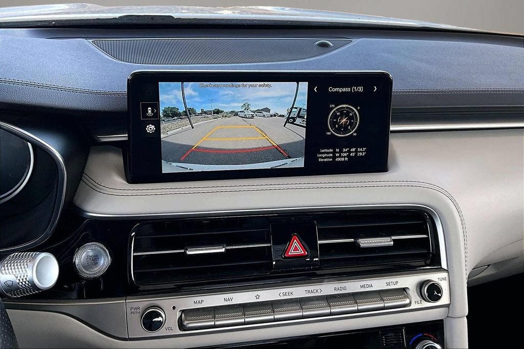 2025 GENESIS G70 Standard - Photo 14