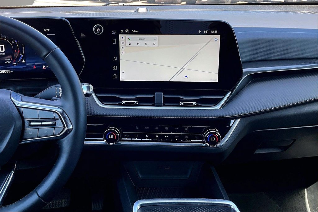2026 Chevrolet Equinox LT - Photo 9