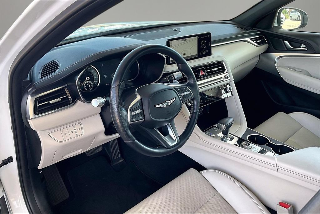 2025 GENESIS G70 Standard - Photo 17