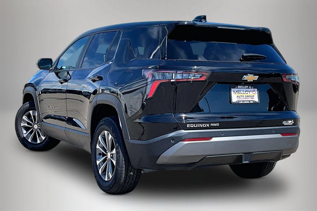 2026 Chevrolet Equinox LT - Photo 4