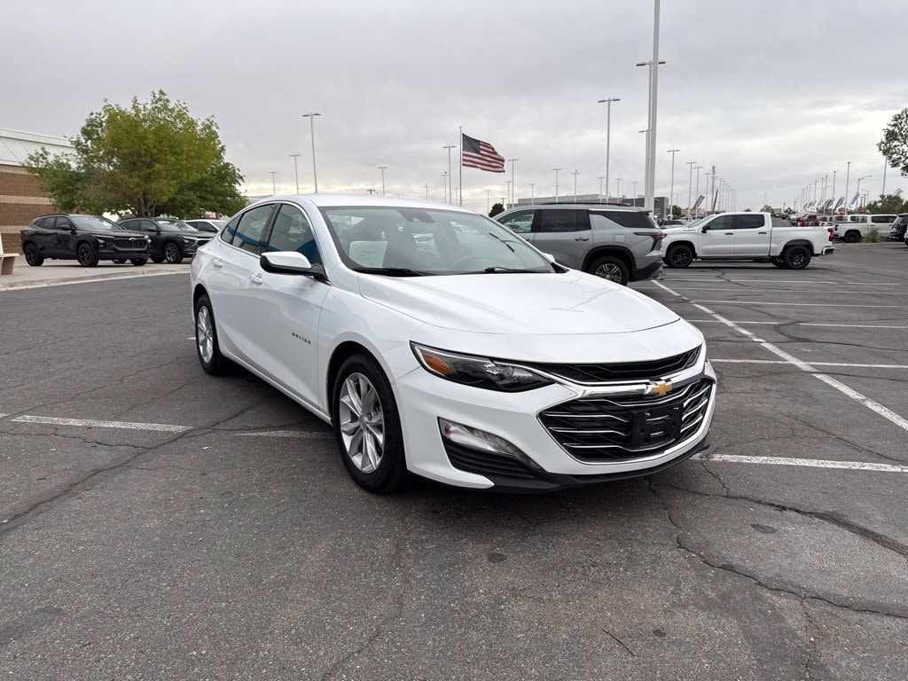 2025 Chevrolet Malibu 1LT - Photo 4