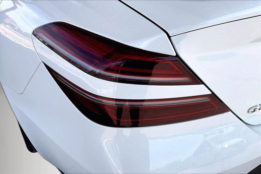 2025 GENESIS G70 Standard - Photo 23