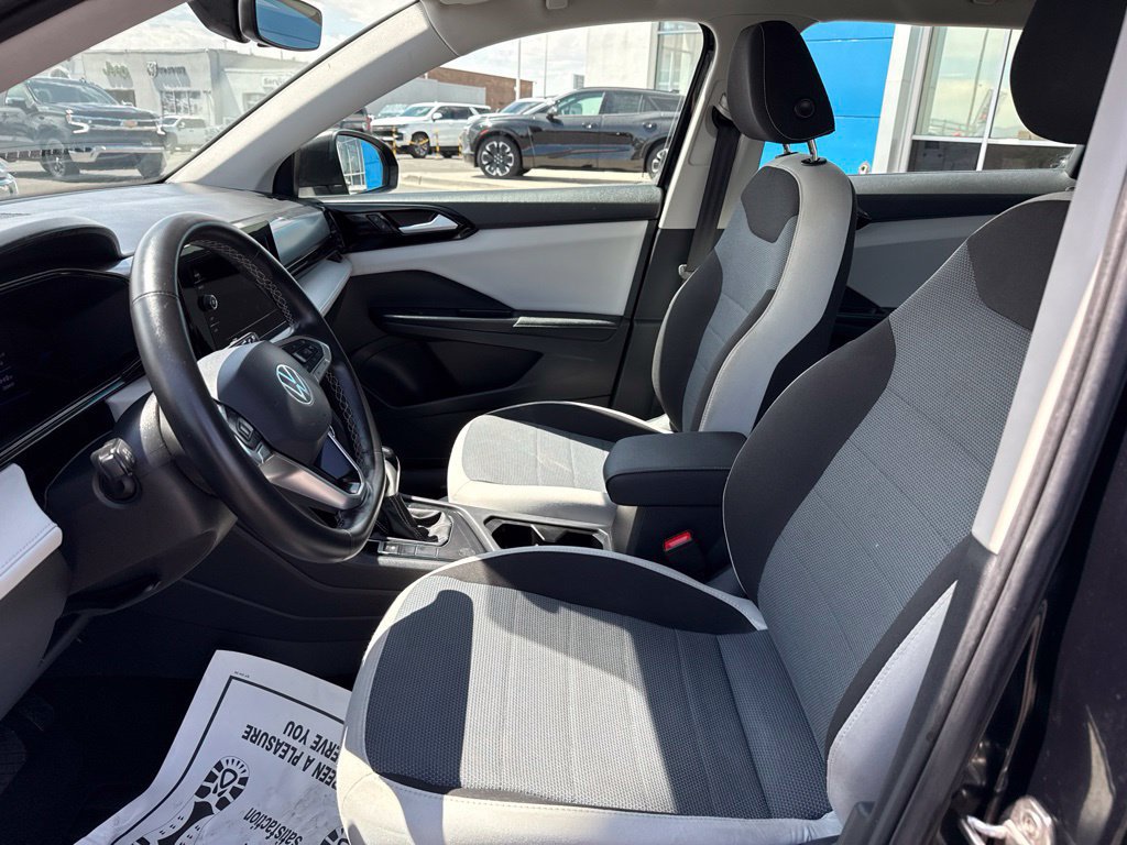 2025 Volkswagen Taos S - Photo 6