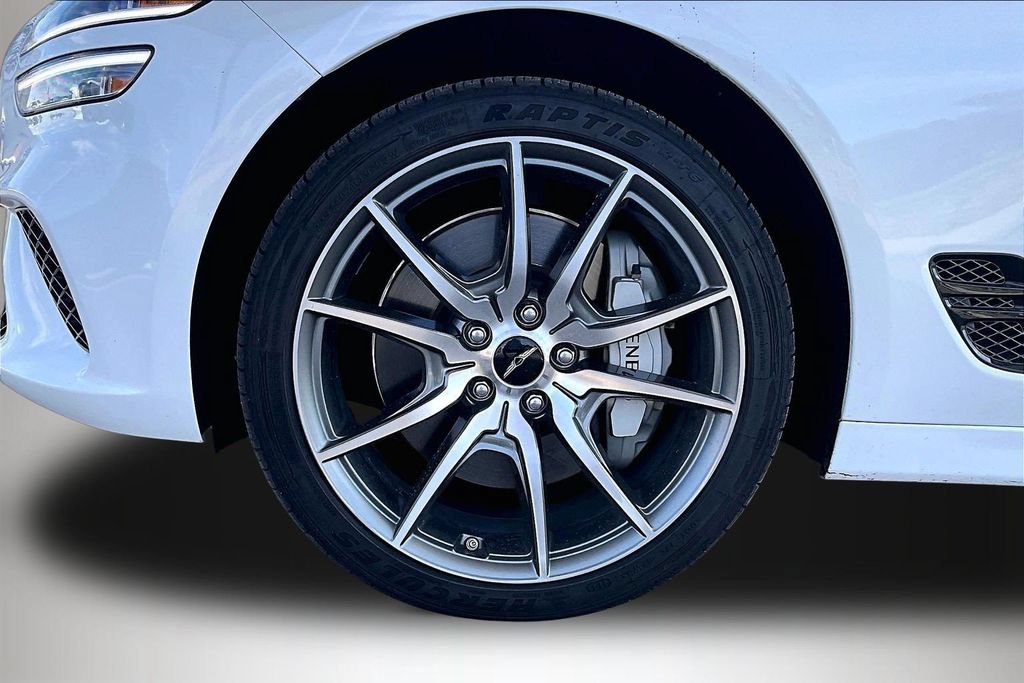 2025 GENESIS G70 Standard - Photo 33