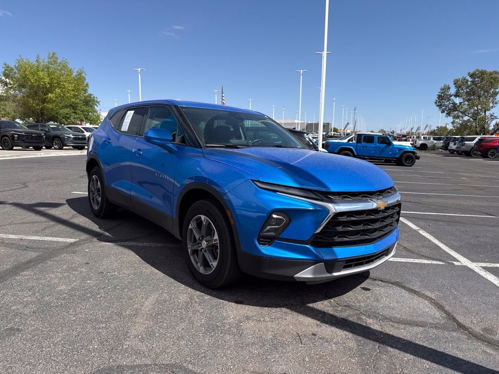 2025 Chevrolet Blazer 2LT - Photo 4