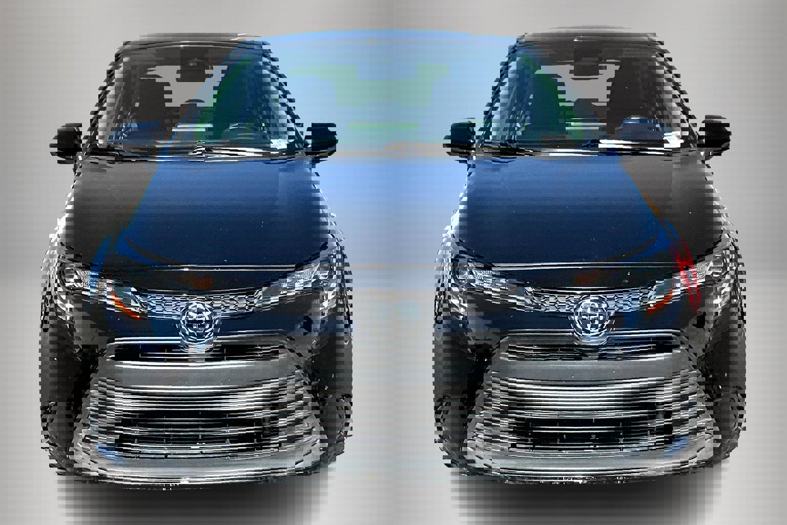 2024 Toyota Corolla LE photo 2