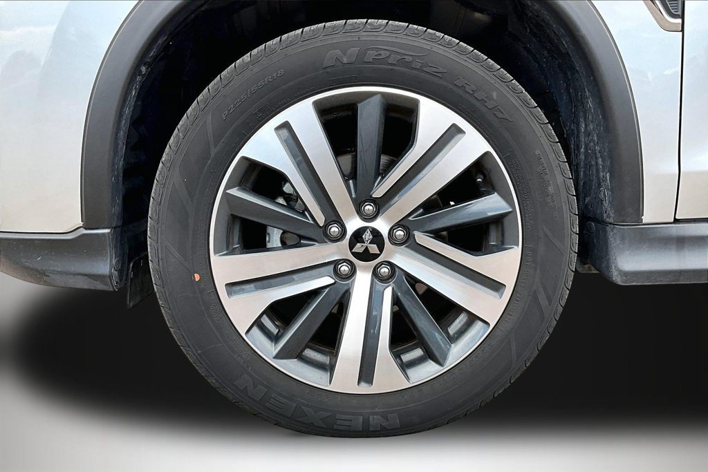 2024 Mitsubishi Outlander Sport S - Photo 32