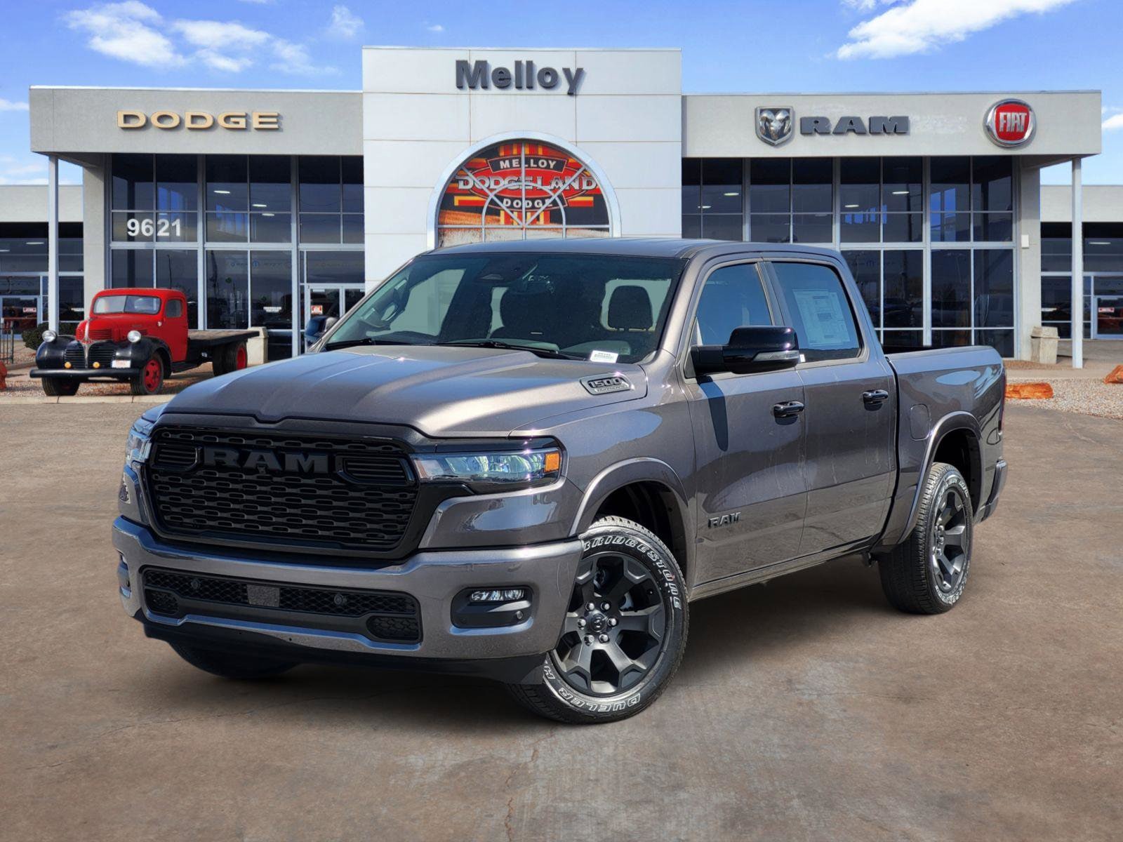 2026 RAM 1500 Big Horn/Lone Star 4x4 Crew Cab 5'7's photo