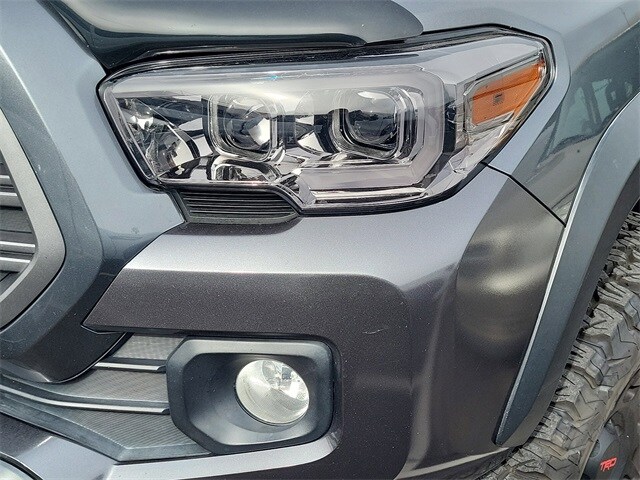 2021 Toyota Tacoma SR5 photo 3