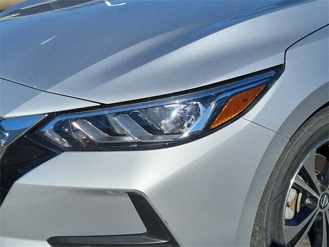 2023 Nissan Sentra SV photo 4