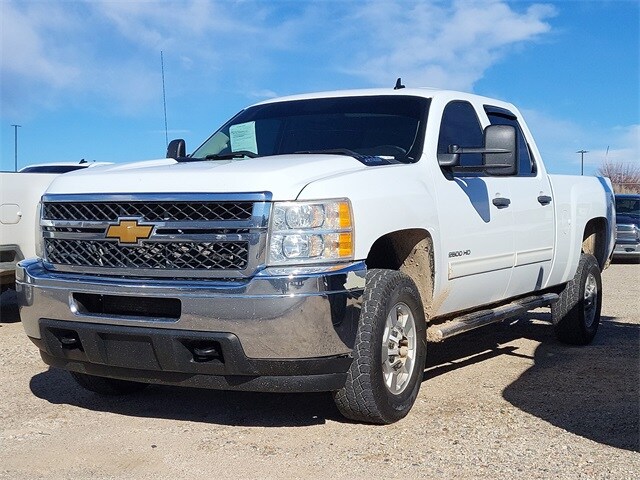 2014 Chevrolet Silverado 2500HD LT photo 2