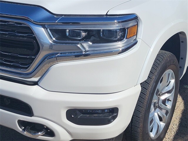 2024 Ram 1500 Limited photo 2