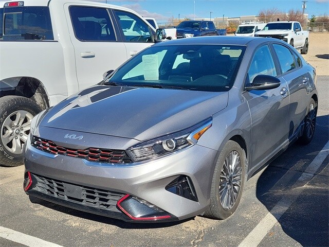 2023 Kia Forte GT-Line photo 3