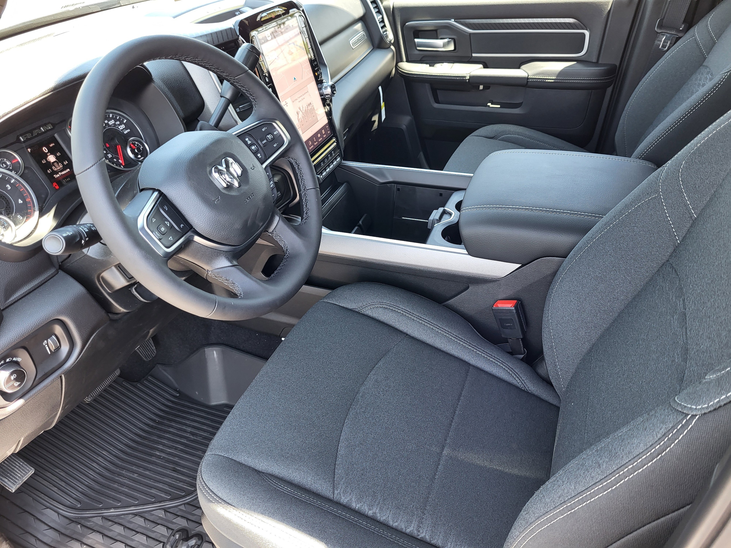 2025 RAM 2500 Big Horn - Photo 9