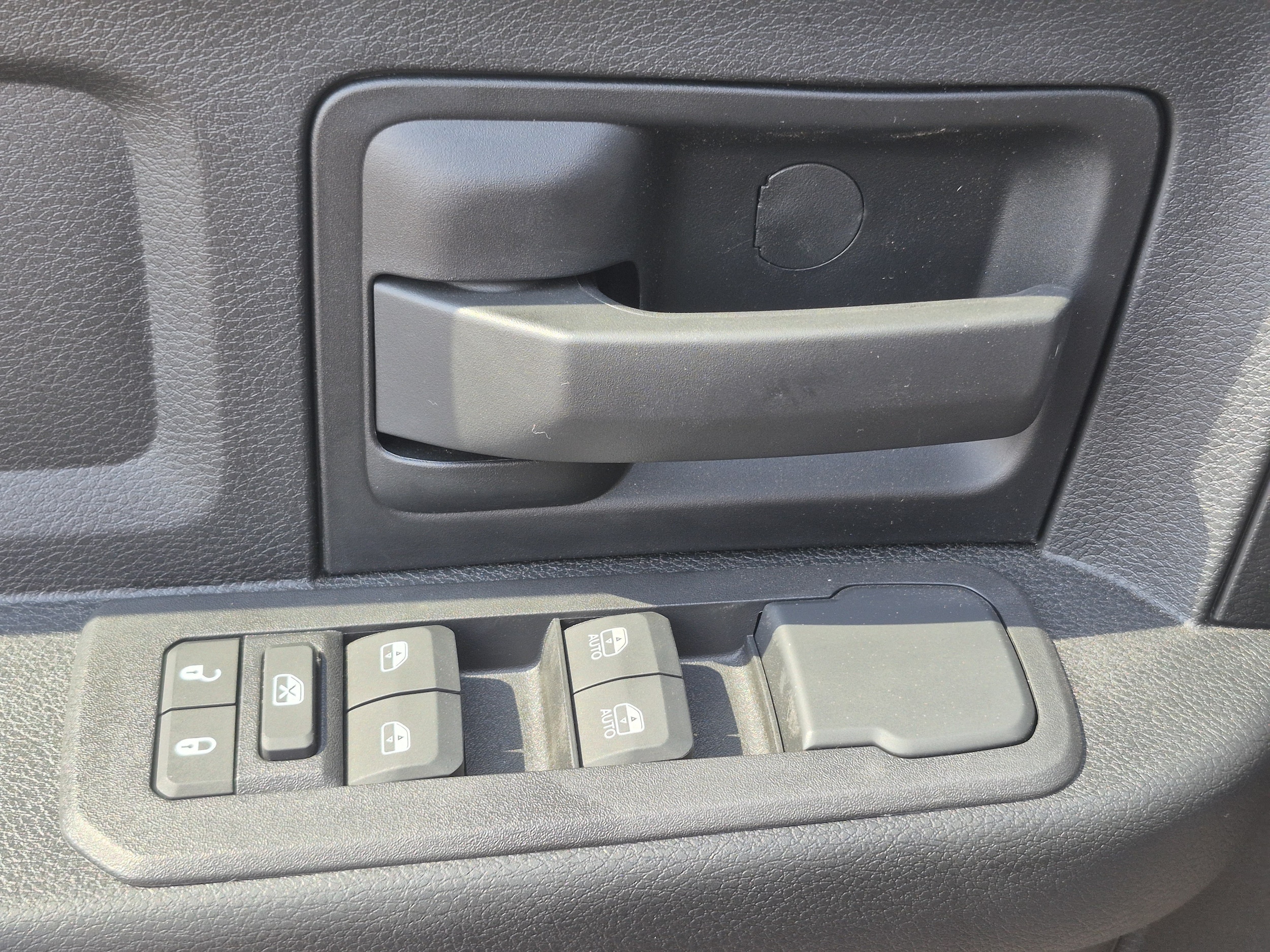 2026 RAM 2500 Tradesman - Photo 8