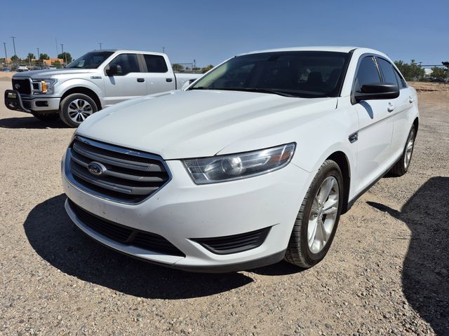 2018 Ford Taurus SE FWD's photo