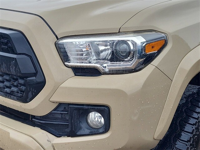 2019 Toyota Tacoma V6 photo 4