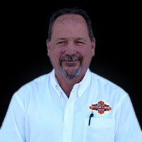 Staff member Leonard Erdman from ID_54bc9fb5a1bf