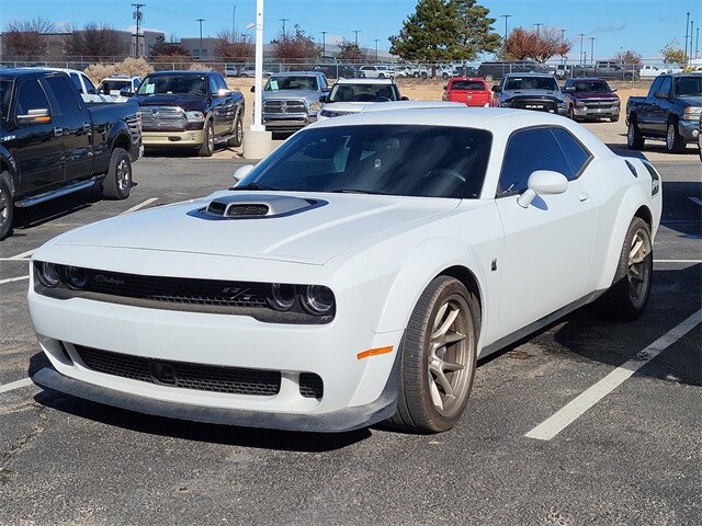 2023 Dodge Challenger R/T Scat Pack Widebody photo 3