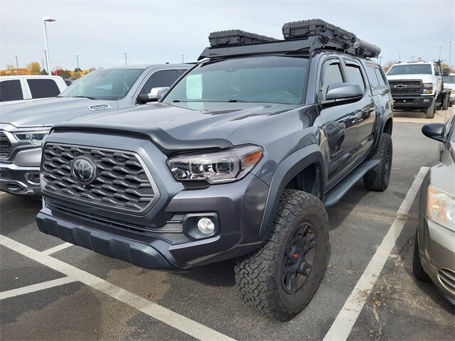 2021 Toyota Tacoma SR5 photo 2