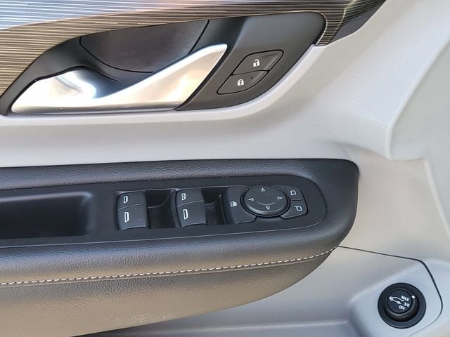 2023 GMC Terrain SLE - Photo 8