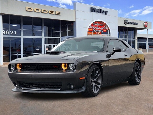 2021 Dodge Challenger R/T Scat Pack photo 2