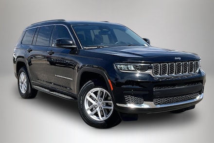 2022 Jeep New Grand Cherokee Laredo SUV