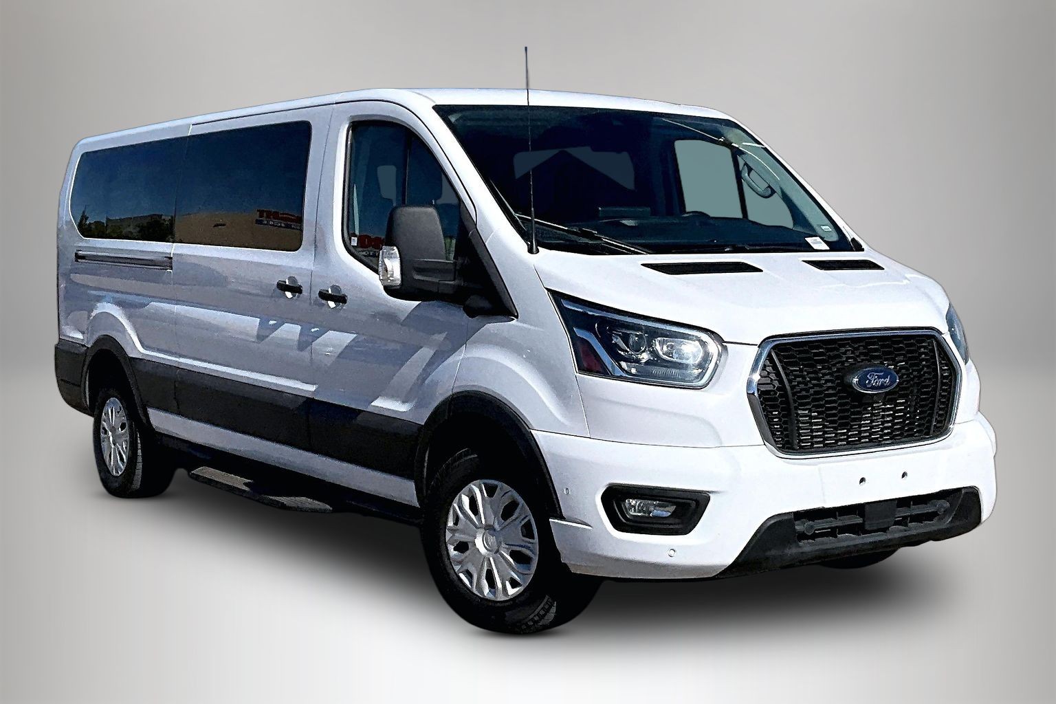 2023 Ford Transit 350 XLT Low Roof Sliding Pass. 148's photo
