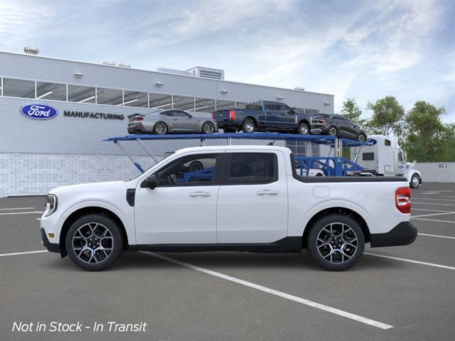 2025 Ford Maverick Lariat photo 3