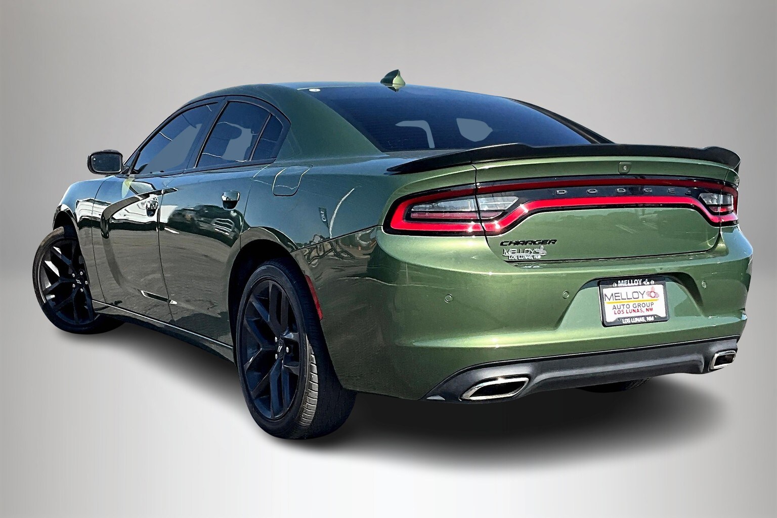 2021 Dodge Charger SXT photo 4