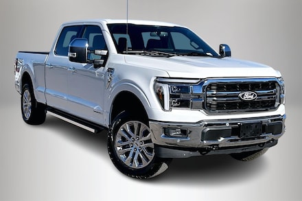 2025 Ford F-150 Lariat Truck SuperCrew Cab